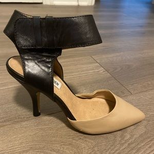 Steve Madden Two Tone Heel